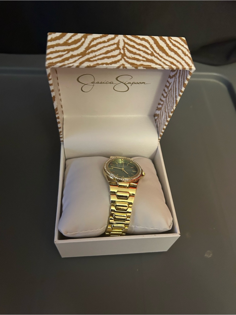 Jessica Simpson Watch